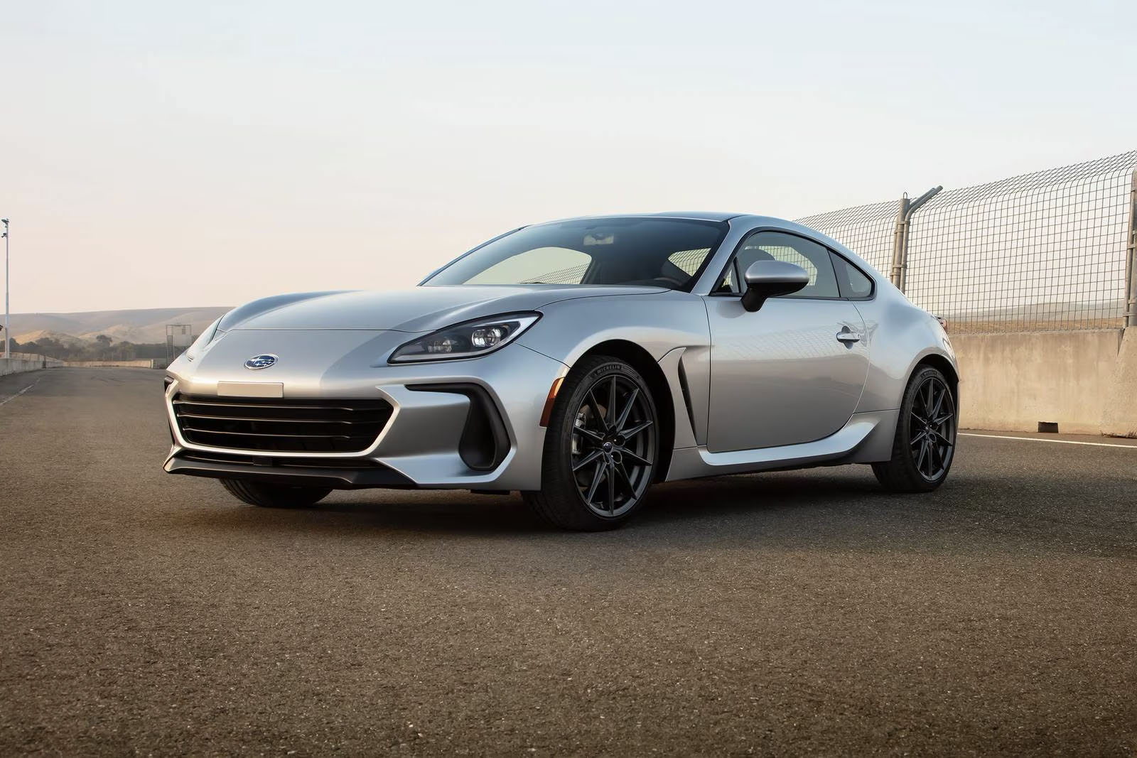 Giá xe thể thao Subaru BRZ tại Subaru Quận 7